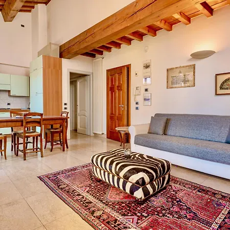 Palazzo Cavalli Pasquini 아파트