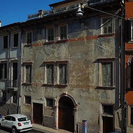 Palazzo Cavalli Pasquini 维罗纳